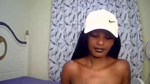 Snapshot of flirtyy_sheery chatting on February 20, 10:48 am sheery online show from February 20, 10:48 am