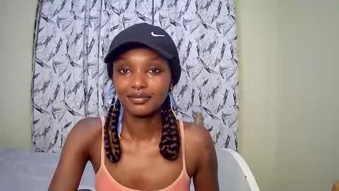 Snapshot of flirtyy_sheery chatting on March 9, 2:50 am sheery online show from March 9, 2:50 am