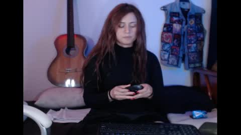 flor3citarockera online show from May 3, 9:54 pm