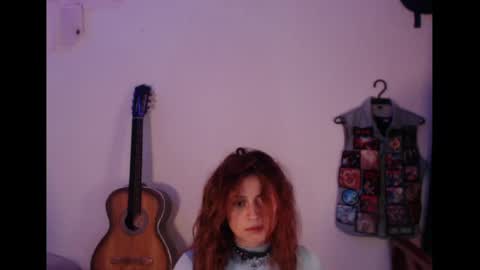 flor3citarockera online show from May 7, 2:11 pm