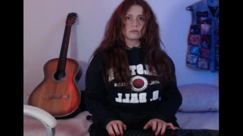 flor3citarockera online show from May 16, 6:28 pm