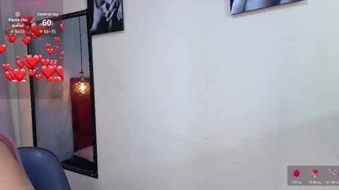 flor_gil online show from March 18, 3:31 am