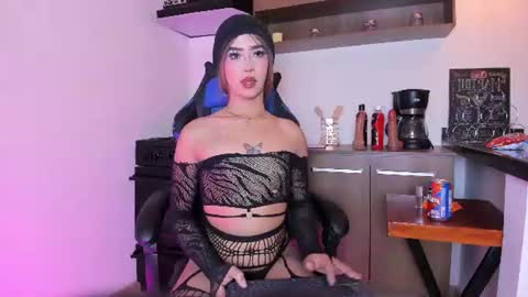  Flor  online show from July 8, 2:16 am