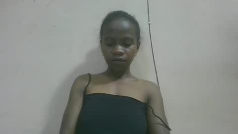flora48230522373 online show from May 5, 7:27 am