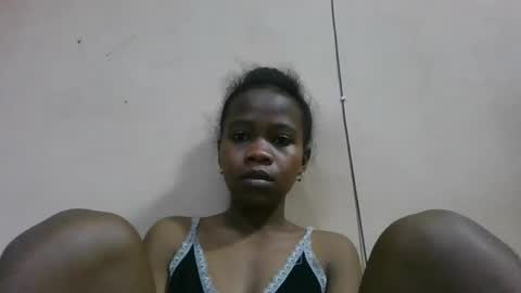 flora48230522373 online show from June 3, 1:46 pm