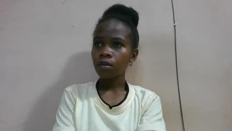 flora48230522373 online show from June 5, 3:24 am