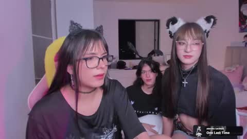 Snapshot of flora_angelical chatting on September 21, 2:02 am Angel online show from September 21, 2:02 am