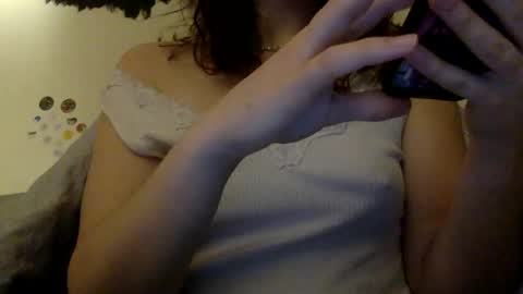 Snapshot of floraexploration chatting on February 4, 9:09 pm floraexploration online show from February 4, 9:09 pm