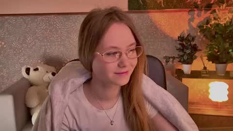 hey there guys im Flora no not the one from WInx. But I love magical stuff and especially I love nature. I dont know I thin online show from May 22, 3:46 am