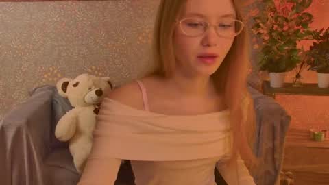 hey there guys im Flora no not the one from WInx. But I love magical stuff and especially I love nature. I dont know I thin online show from May 30, 10:23 am