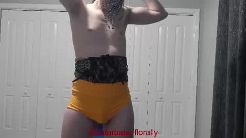 Florally  Mille Bun online show from July 4, 5:57 am