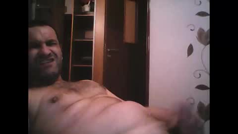 Snapshot of florek37 chatting on April 4, 12:09 am florek37 online show from April 4, 12:09 am