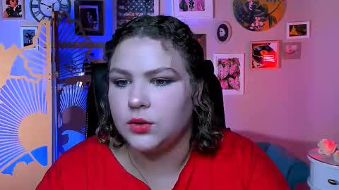 florenceanderson_ online show from September 22, 9:11 am