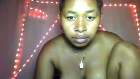 Snapshot of florencia011 chatting on October 17, 6:54 pm florencia011 online show from October 17, 6:54 pm