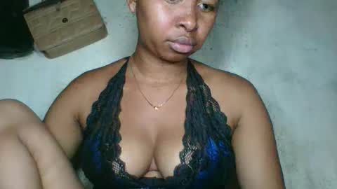 florencia011 online show from November 8, 8:25 am