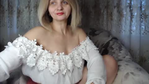 floretdiana online show from December 19, 6:01 am