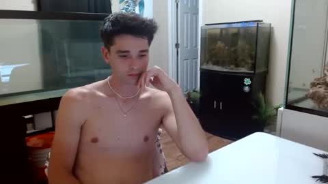 Snapshot of florida_twink chatting on September 9, 11:37 pm OF Joey Grey17 online show from September 9, 11:37 pm