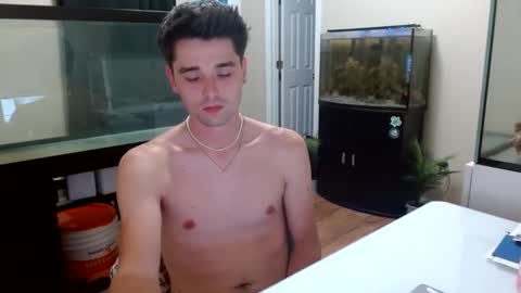 Snapshot of florida_twink chatting on September 15, 3:28 am OF Joey Grey17 online show from September 15, 3:28 am