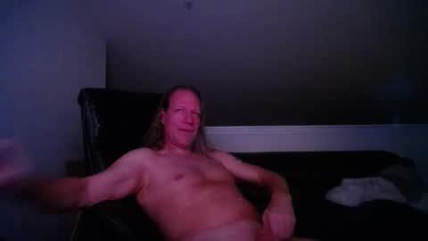 Snapshot of floridacat017 chatting on February 1, 6:01 am Double-D online show from February 1, 6:01 am