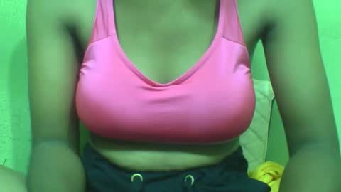 florine592953 online show from February 3, 5:05 am