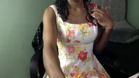Snapshot of flower748 chatting on July 7, 11:36 am flower748 online show from July 7, 11:36 am