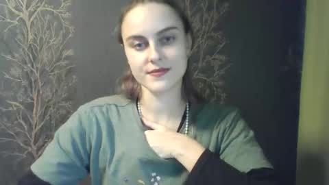 Snapshot of flower_bluee chatting on October 22, 12:27 pm Ambika 3 online show from October 22, 12:27 pm