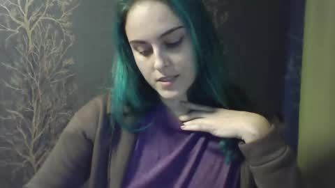 Snapshot of flower_bluee chatting on November 11, 11:21 am Ambika 3 online show from November 11, 11:21 am