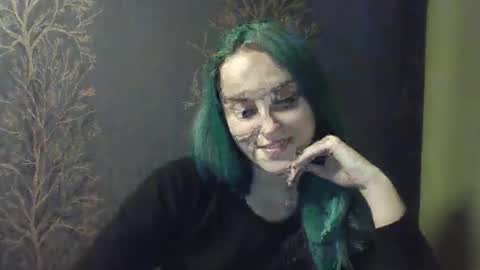 Snapshot of flower_bluee chatting on November 15, 2:02 pm Ambika 3 online show from November 15, 2:02 pm