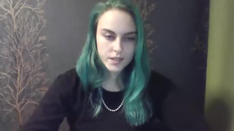 Snapshot of flower_bluee chatting on November 18, 12:53 pm Ambika 3 online show from November 18, 12:53 pm