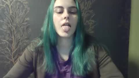 Snapshot of flower_bluee chatting on November 25, 1:33 pm Ambika 3 online show from November 25, 1:33 pm