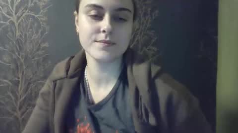 Snapshot of flower_bluee chatting on December 5, 12:25 pm Ambika 3 online show from December 5, 12:25 pm