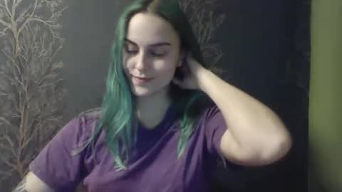 Snapshot of flower_bluee chatting on December 22, 11:40 am Ambika 3 online show from December 22, 11:40 am