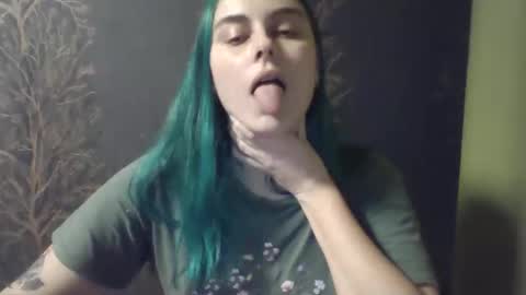 Snapshot of flower_bluee chatting on January 7, 4:09 pm Ambika 3 online show from January 7, 4:09 pm