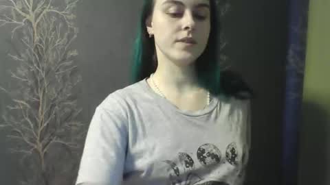 Snapshot of flower_bluee chatting on February 13, 12:56 pm Ambika 3 online show from February 13, 12:56 pm