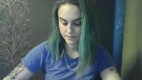 Snapshot of flower_bluee chatting on May 31, 12:45 pm Ambika 3 online show from May 31, 12:45 pm
