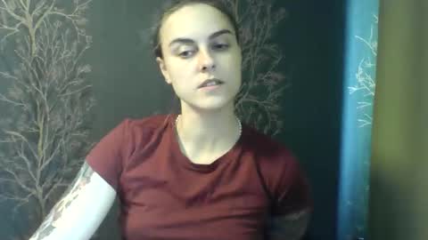 Snapshot of flower_bluee chatting on June 1, 8:16 am Ambika 3 online show from June 1, 8:16 am