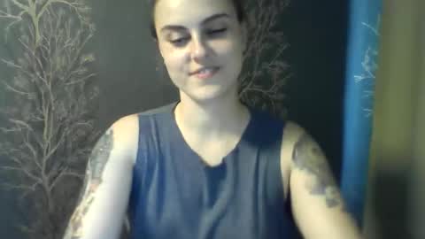 Snapshot of flower_bluee chatting on June 10, 1:54 pm Ambika 3 online show from June 10, 1:54 pm