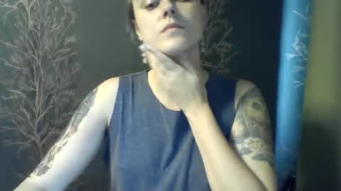 Snapshot of flower_bluee chatting on June 11, 10:24 am Ambika 3 online show from June 11, 10:24 am