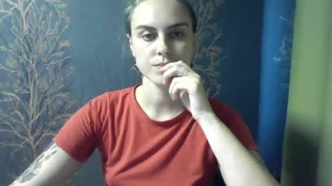 Snapshot of flower_bluee chatting on June 30, 2:07 pm Ambika 3 online show from June 30, 2:07 pm