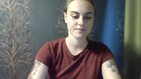 Snapshot of flower_bluee chatting on July 7, 1:04 pm Ambika 3 online show from July 7, 1:04 pm