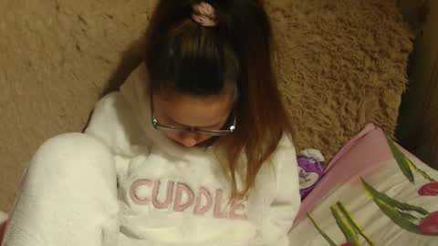 Snapshot of flowercandydoll chatting on December 16, 2:25 am say meow and send tip  online show from December 16, 2:25 am