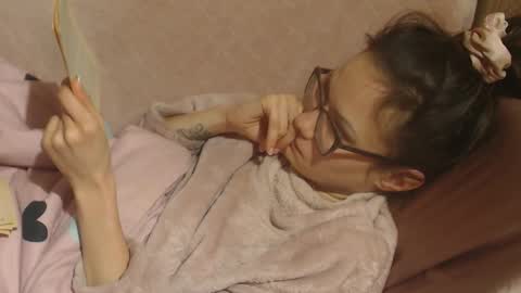 Snapshot of flowercandydoll chatting on February 22, 12:56 am say meow and send tip online show from February 22, 12:56 am