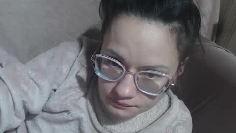 Snapshot of flowercandydoll chatting on March 1, 10:56 pm say meow and send tip online show from March 1, 10:56 pm