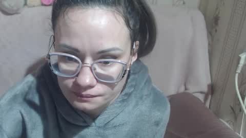 Snapshot of flowercandydoll chatting on March 19, 10:41 am say meow and send tip online show from March 19, 10:41 am