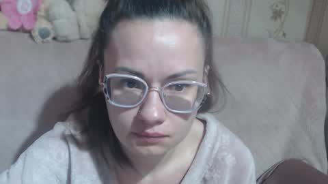 Snapshot of flowercandydoll chatting on March 28, 11:10 am say meow and send tip online show from March 28, 11:10 am