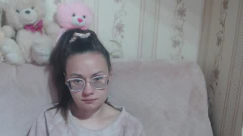 say meow and send tip  online show from April 24, 8:28 am