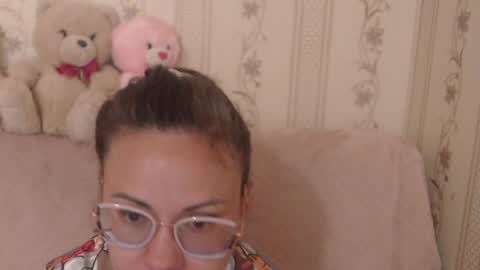 say meow and send tip  online show from May 10, 7:35 am