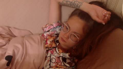 say meow and send tip  online show from May 13, 9:44 pm