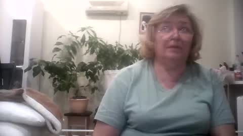 Flowerlower online show from January 23, 3:32 pm