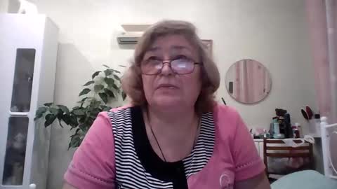 Flowerlower online show from January 31, 5:32 pm